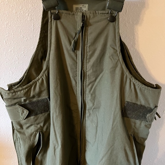 OVERALLS,MOUNTED CREWMEN’S AND AIRCREWMEN’S - Picture 7 of 10